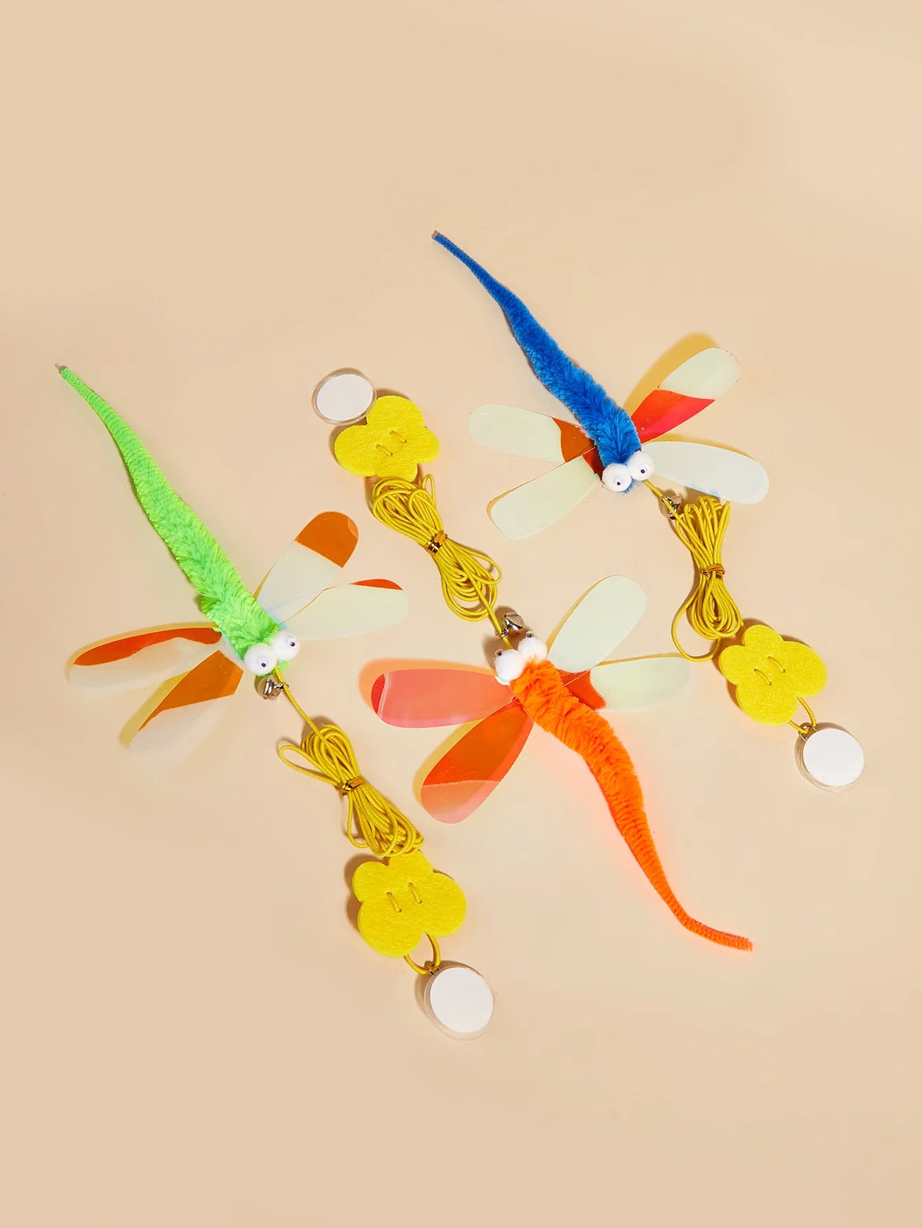 Cat Hanging Door Toy ā Elastic Rope Feather Teaser for Cats